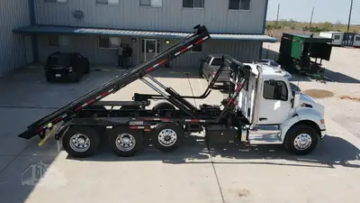 New | in-Stock 2027 PETERBILT 548 Rolloff Trucks Texas US | Roll Off Truck World #1492012