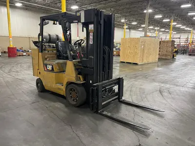 USED CAT FGC40K