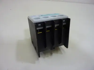 USED SIEMENS 3RH1911-1FA22