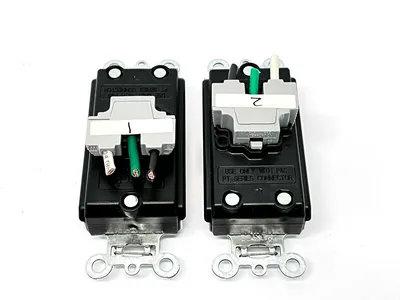 PT5262-GRY | Pass & Seymour PT5262GRY PlugTail Receptacles LOT OF 2 - Used