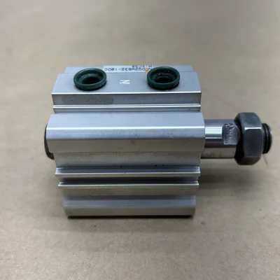 NEW SMC NCDQ2WB320DC M-XC38