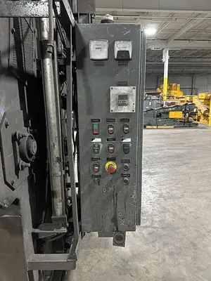 USED 2004 DELONG SUPER 14 RUBBER BELT SHOT BLAST MACHINE