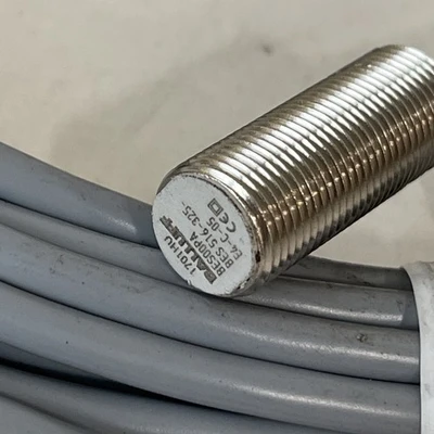 NEW Balluff BES 516-325-E4-C-05