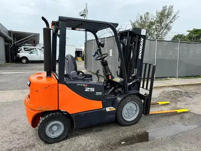Used 2007 DOOSAN D25S-5 Misc Forklifts Florida US | Truck and Van Outlet #1506281