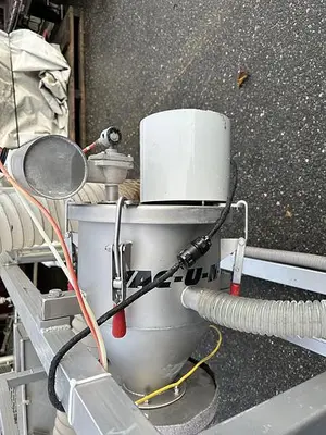 Vac-U-Max Vacuum Loader