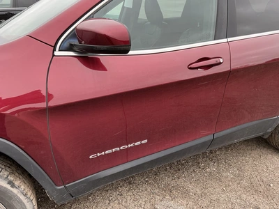 USED 2019 JEEP CHEROKEE
