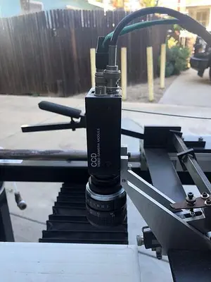 GLASS SCRIBE MANUAL WITH CCD CAMERA, MOTION CONTROLLERS XY  SERVO MOTORS, COLOR