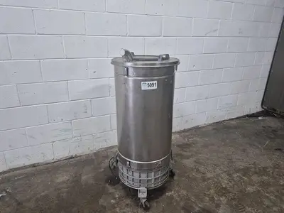 Vacuum Canister for Trimmings