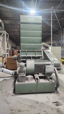 Vecoplan VAZ 1600M 2018 -Complete Shred Line w/Herbold 2008 Granulator – Conveyors