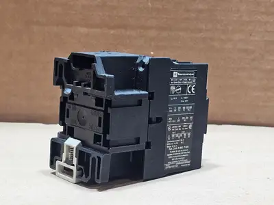 Used TELEMECANIQUE LC1D3210 Switchgears British Columbia CA | Lenmark #1438427