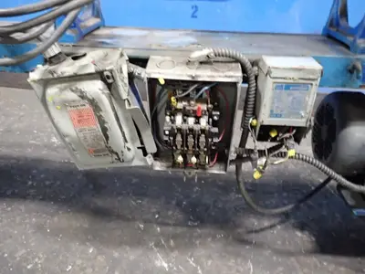 Jam Industrial Service  124" Straightener