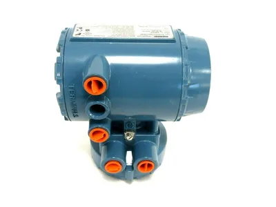 NEW ROSEMOUNT 8732ESR1F1N0D01M5B6 FLOW TRANSMITTER 8732E