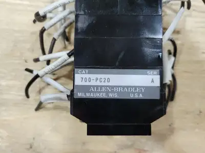 USED ALLEN-BRADLEY 700-P800A1