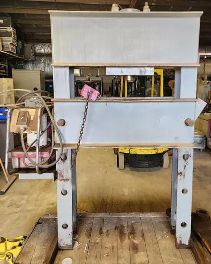 Used ENERPAC 50 TON H-Frame Presses Wisconsin US | Lemke Machinery Sales #322266
