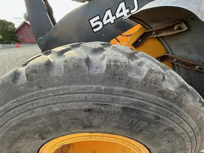 USED 2005 JOHN DEERE 544J