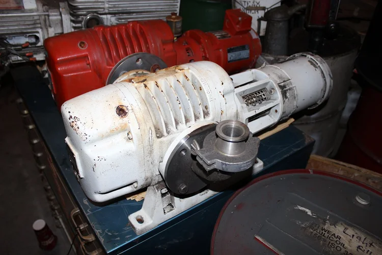 Used LEYBOLD WA-250 Pumps Minnesota US | INTER-PLANT SALES #344225