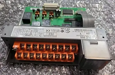 Allen Bradley 1746-OX8 / A Output Module Loc3E34