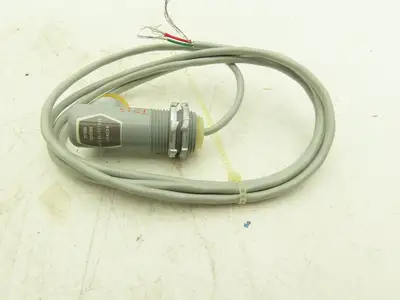 General Electric 3S7505SS523E6 Photoelectric Sensor Right-Angle 6' Cord