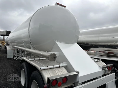 Used 1966 LUBBOCK _UNKNOWN_ Tanker Trailers Indiana US | Lakeshore Equipment Sales #1546594