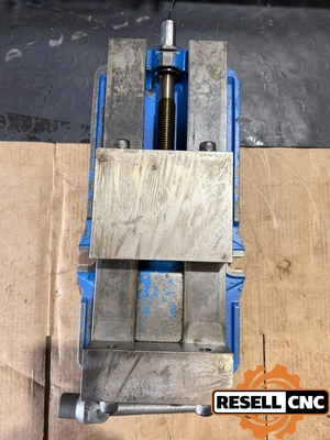 USED Kurt D688 Vise