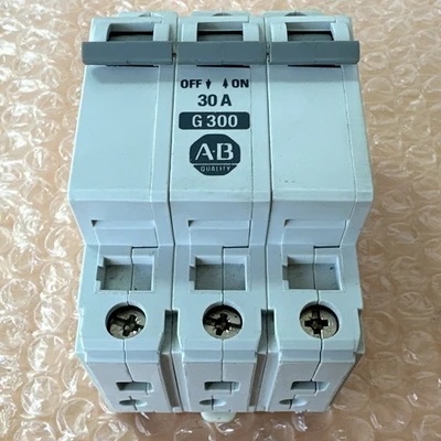 NEW Allen Bradley 1492-CB3 G300
