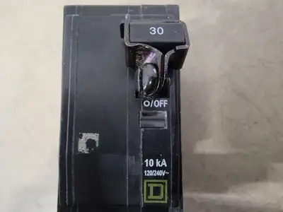 USED SQUARE D QO130