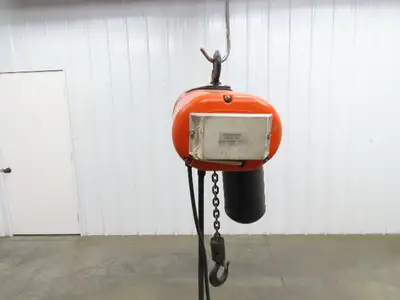 CM Lodestar A Electric Chain Hoist 1/8 Ton 250 LB 32 FPM Variable Speed 8' Lift