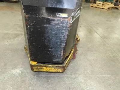Used BIG JOE _UNKNOWN_ Pallet Lifters Indiana US | Arrow Industrial #617341