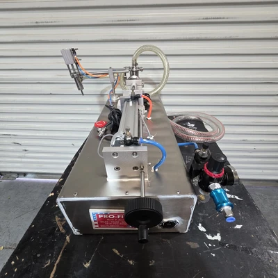USED PRO-FILL INC Piston Fillers