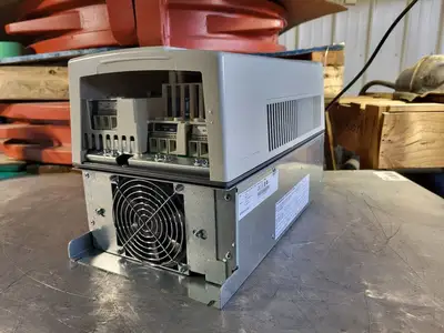 NEW ABB ACS800-U1-0011-7