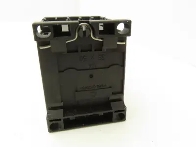 Siemens 3RT2015-1AF02 Contactor 7.5HP 3PH 575VAC 20A 2NC Lot of 6