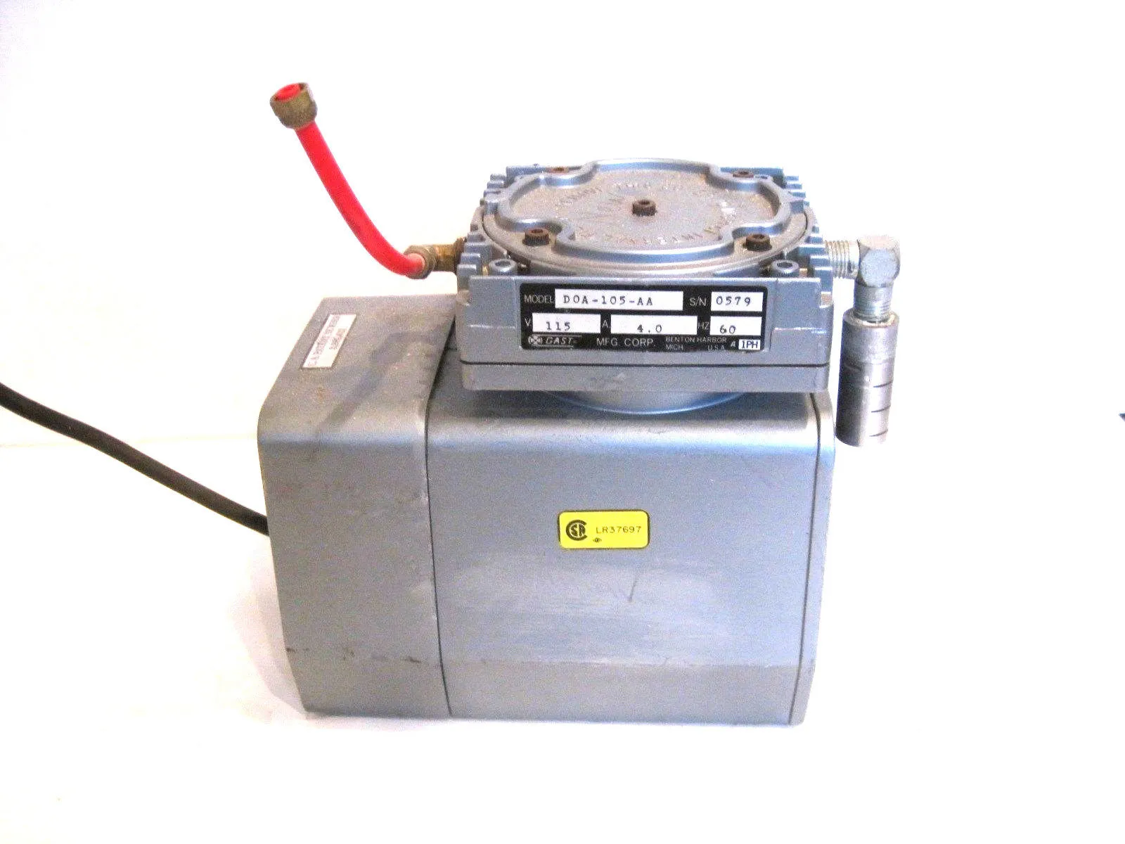 NEW GAST D0A-105-AA PUMP D0A105AA
