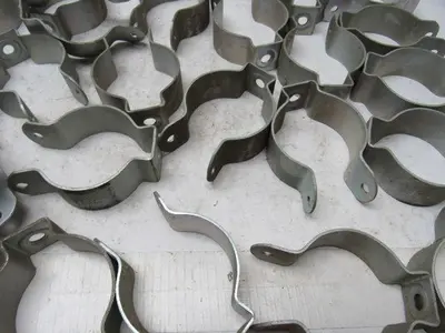 Steel City Size 5 Galvanized Conduit Hanger 2" Lot of 31 W/out Bolts