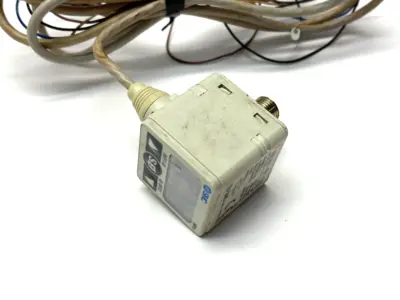 Used SMC SMC Digital Pressure Switch Pressure Switches Michigan US | Maverick Industrial Sales #1460518
