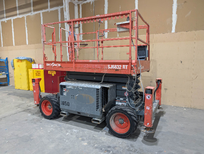 USED 2018 Skyjack SJ6832 RT
