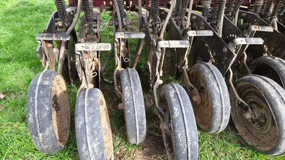 JI Case 5500MTDR SEEDER | Iron Listing (73)