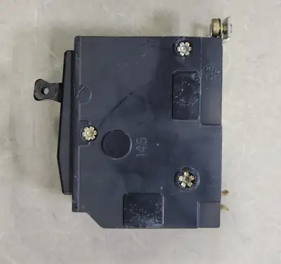 USED SQUARE D QOB215