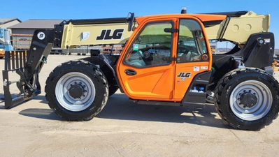 USED 2025 JLG 943