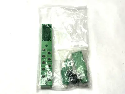 SACB-10/3-L-C-M8 | Phoenix Contact  Distributor Box 10-Port M8 1503438 - New