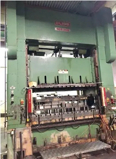 Used 1994 BLISS SC2-300-96-54 Straight Side Presses Michigan US | Midwest Press and Automation #560899