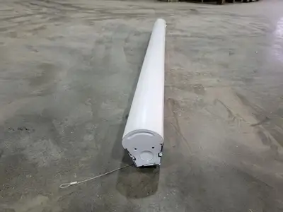 NEW DAY-BRITE FSS470L840-UNV
