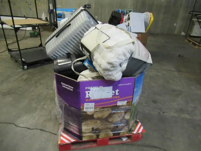 Pallet of Store Overstock and Ecommerce Product and Returns