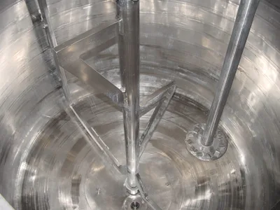 3,000L S/S J. Serra Scrape Anchor Reactor
