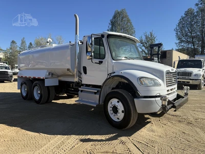 Used 2015 FREIGHTLINER BUSINESS CLASS M2 106 Water Trucks California US | Mittry Construction #1498402