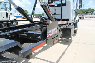 New | in-Stock 2027 MACK MD7 Rolloff Trucks Texas US | Roll Off Truck World #1491920