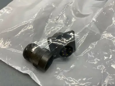 PT00A10-6S | Amphenol  Circular Connector 6 Position Female Sockets Solder Cup - New