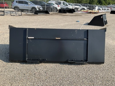 Used TOMAHAWK 72" SNOW/ MULCH BUCKET Skid Steer Buckets Michigan US | Miedema Asset Management Group #1342276