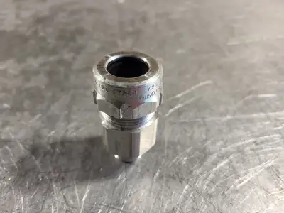 Used T&B FITTINGS ST050-465 Cable & Wire British Columbia CA | Lenmark #250717