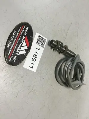 USED BALLUFF BES 516-325-SA56