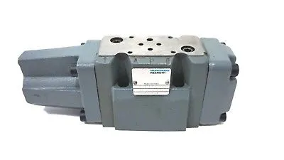 USED REXROTH 4WRZ10W1-85-51/6A24N9K47-D3MR-453 VALVE 4WRZ10W185516A24N9K47D3MR..